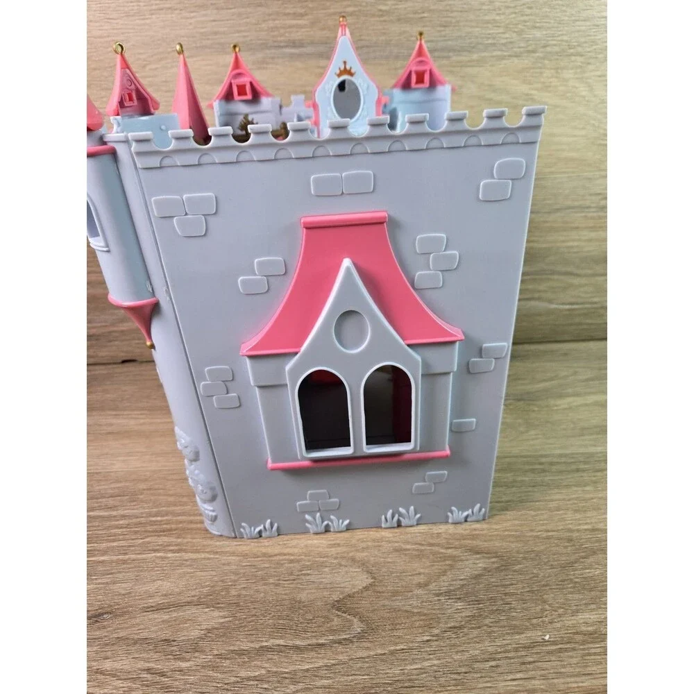 Barbie Mini Kingdom Magical Expandable Castle *Rare* AS IS**